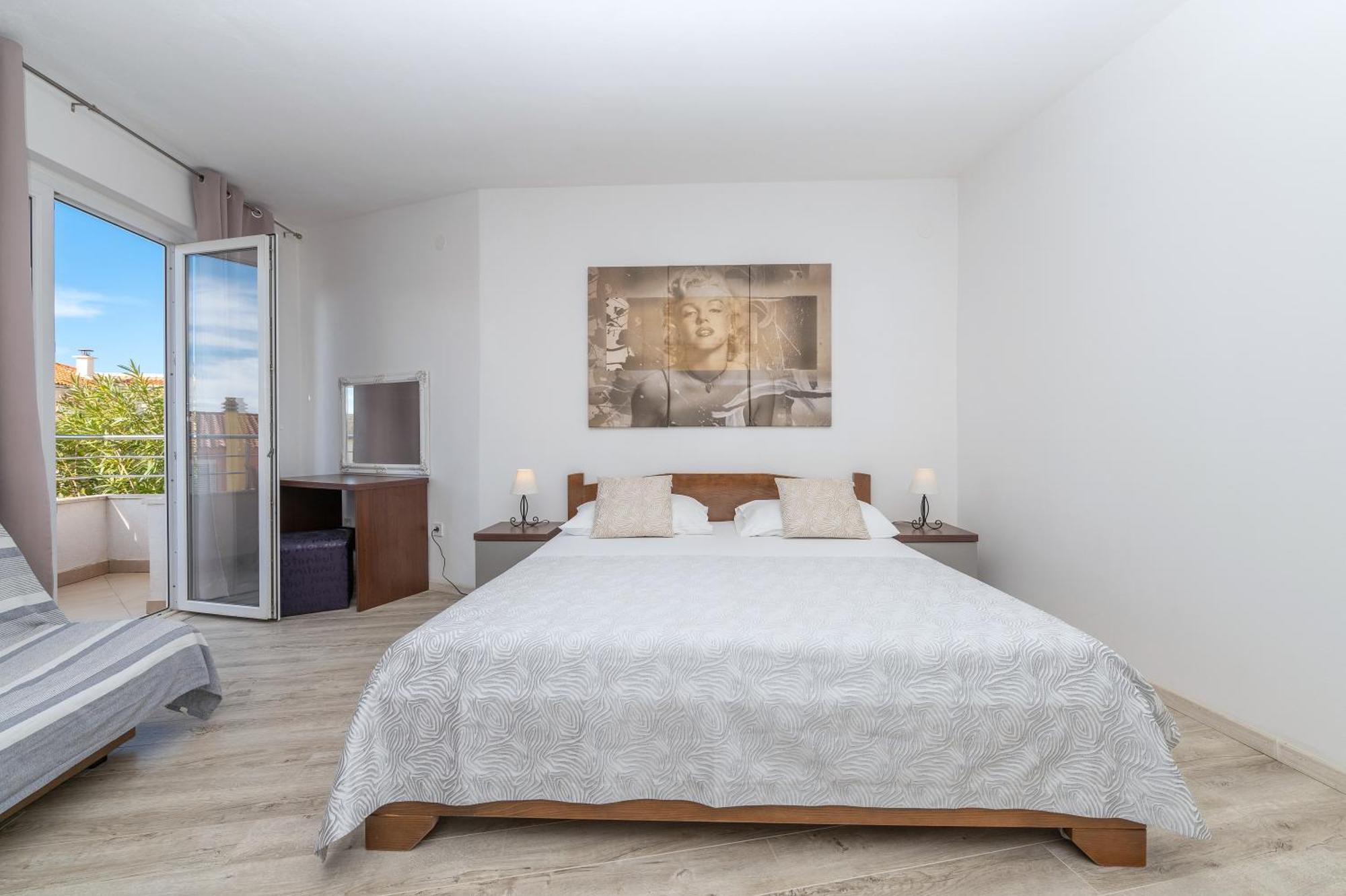 Bilin San Appartement Baška Voda Kamer foto