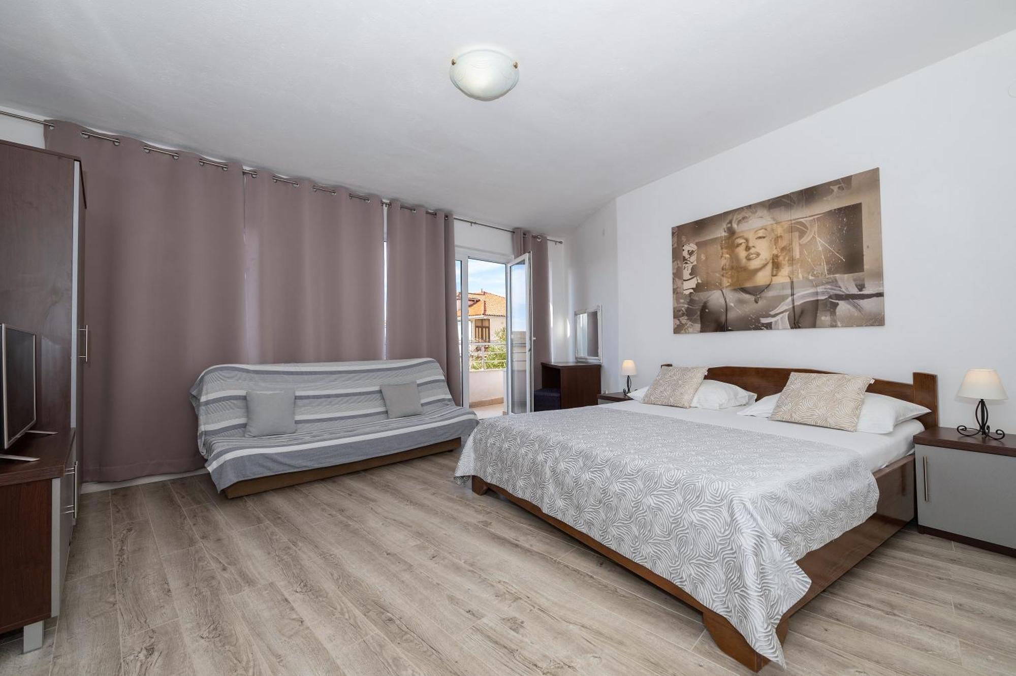 Bilin San Appartement Baška Voda Kamer foto